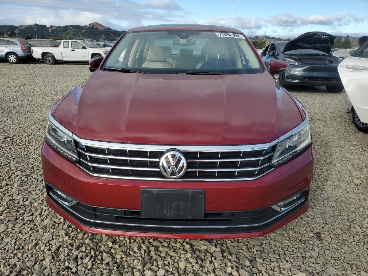 2018 Volkswagen Passat Sel Premium - Фото 5