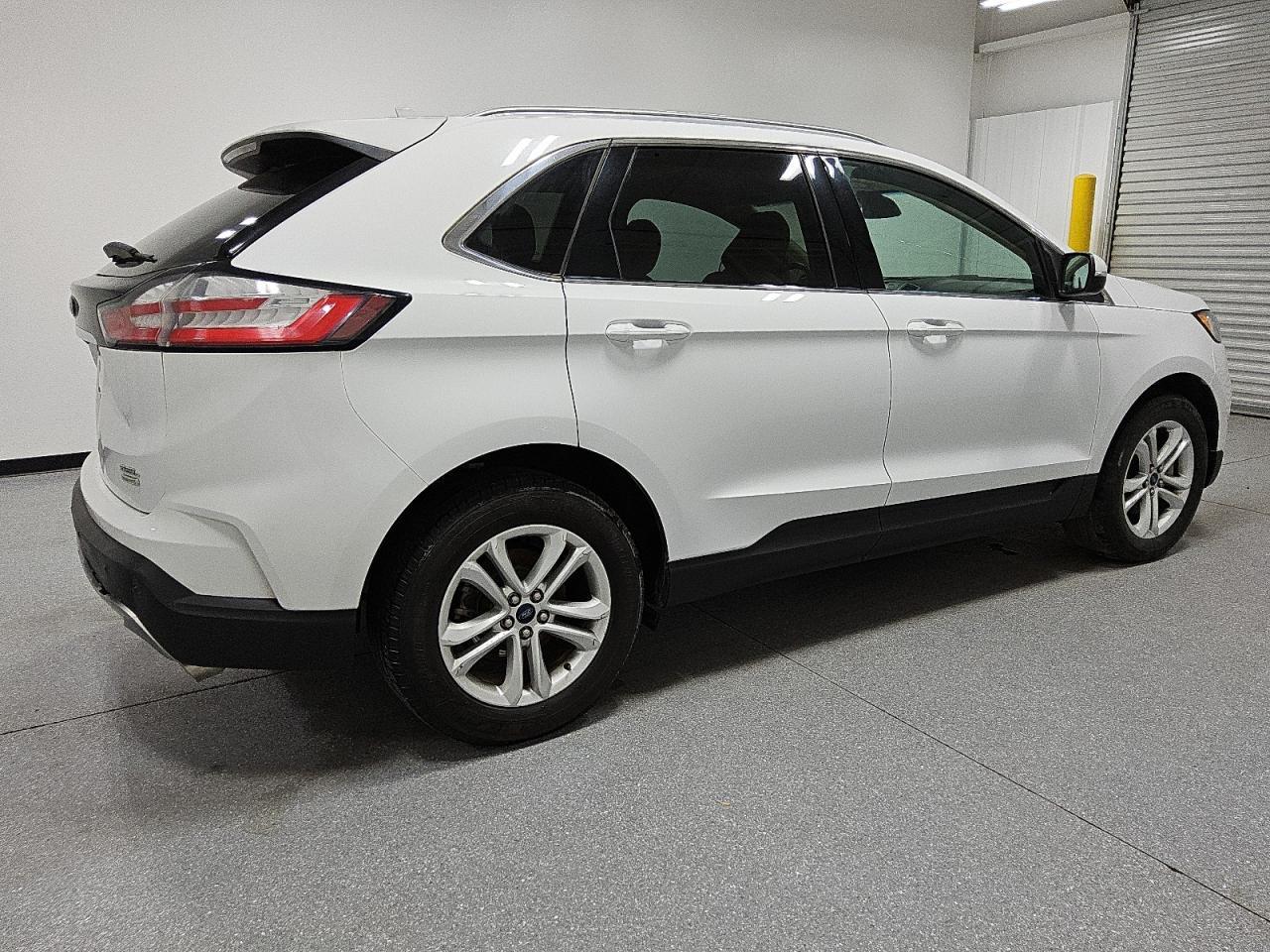 2020 Ford Edge Sel - Фото 3