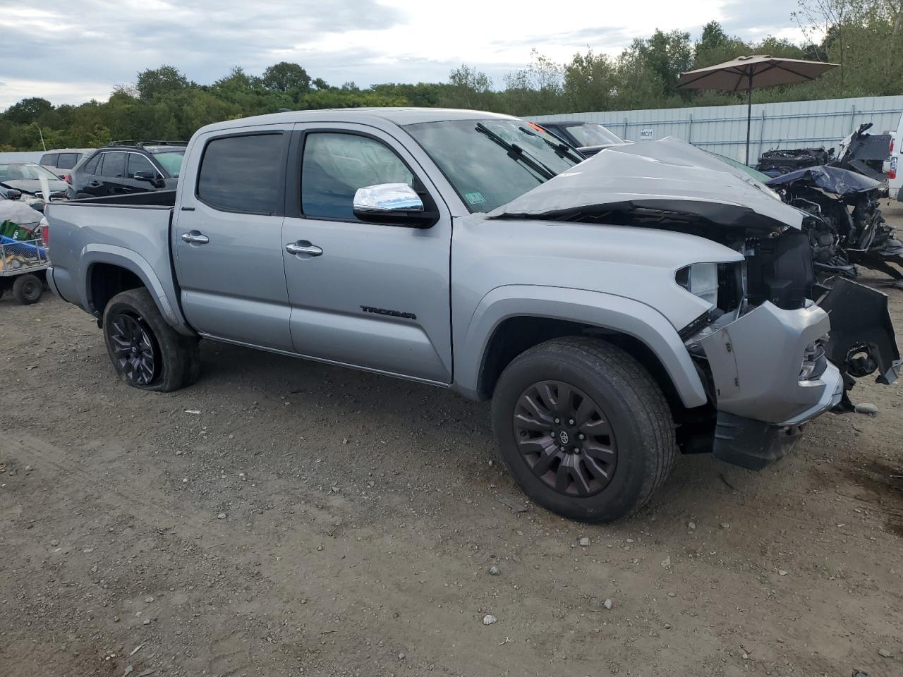 2017 Toyota Tacoma Limited - Фото 4