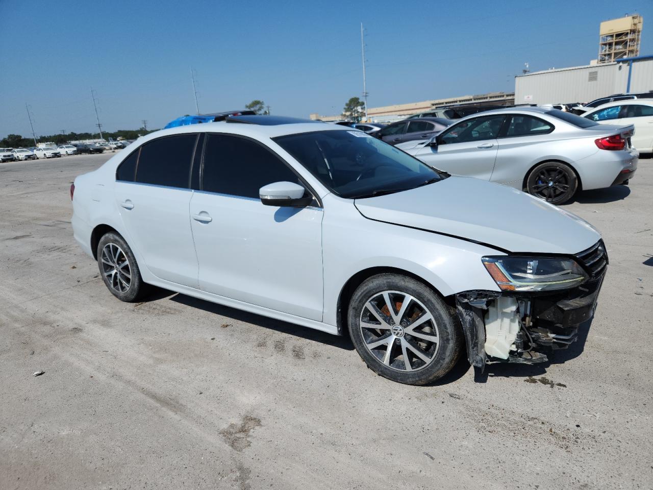 2017 Volkswagen Jetta Se - Фото 4