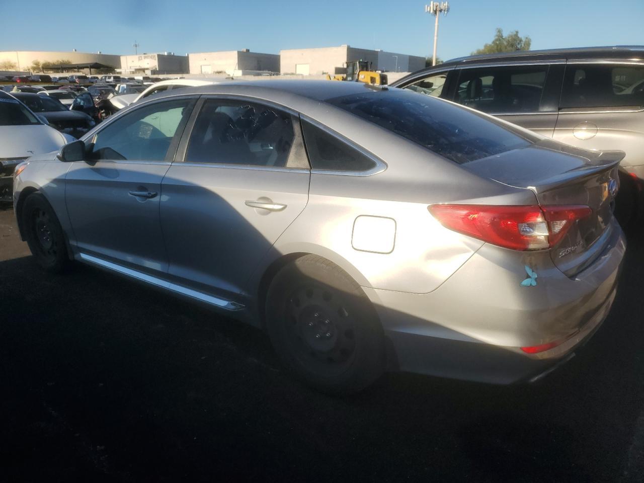 2017 Hyundai Sonata Sport - Фото 2