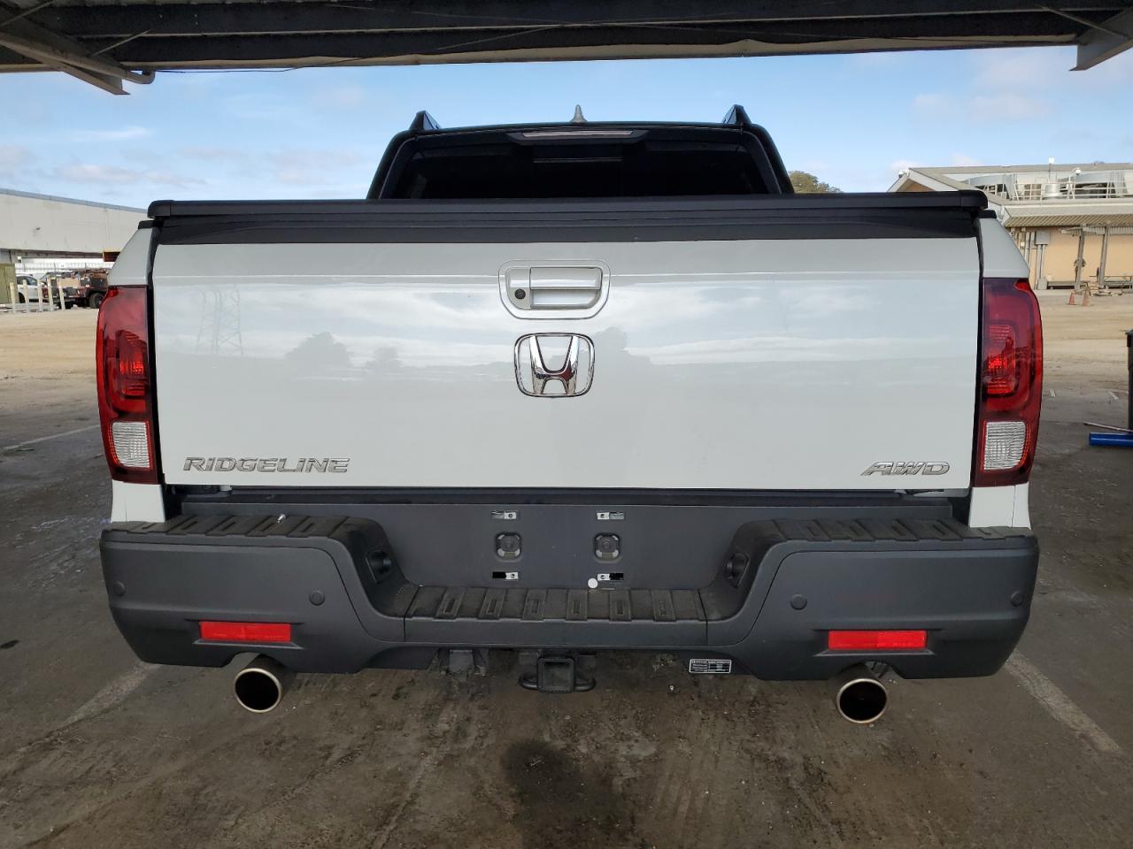 2021 Honda Ridgeline Black Edition - Image 6