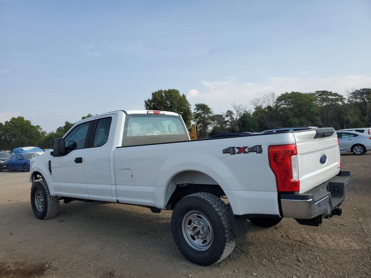 2017 Ford F250 Super Duty - Image 2