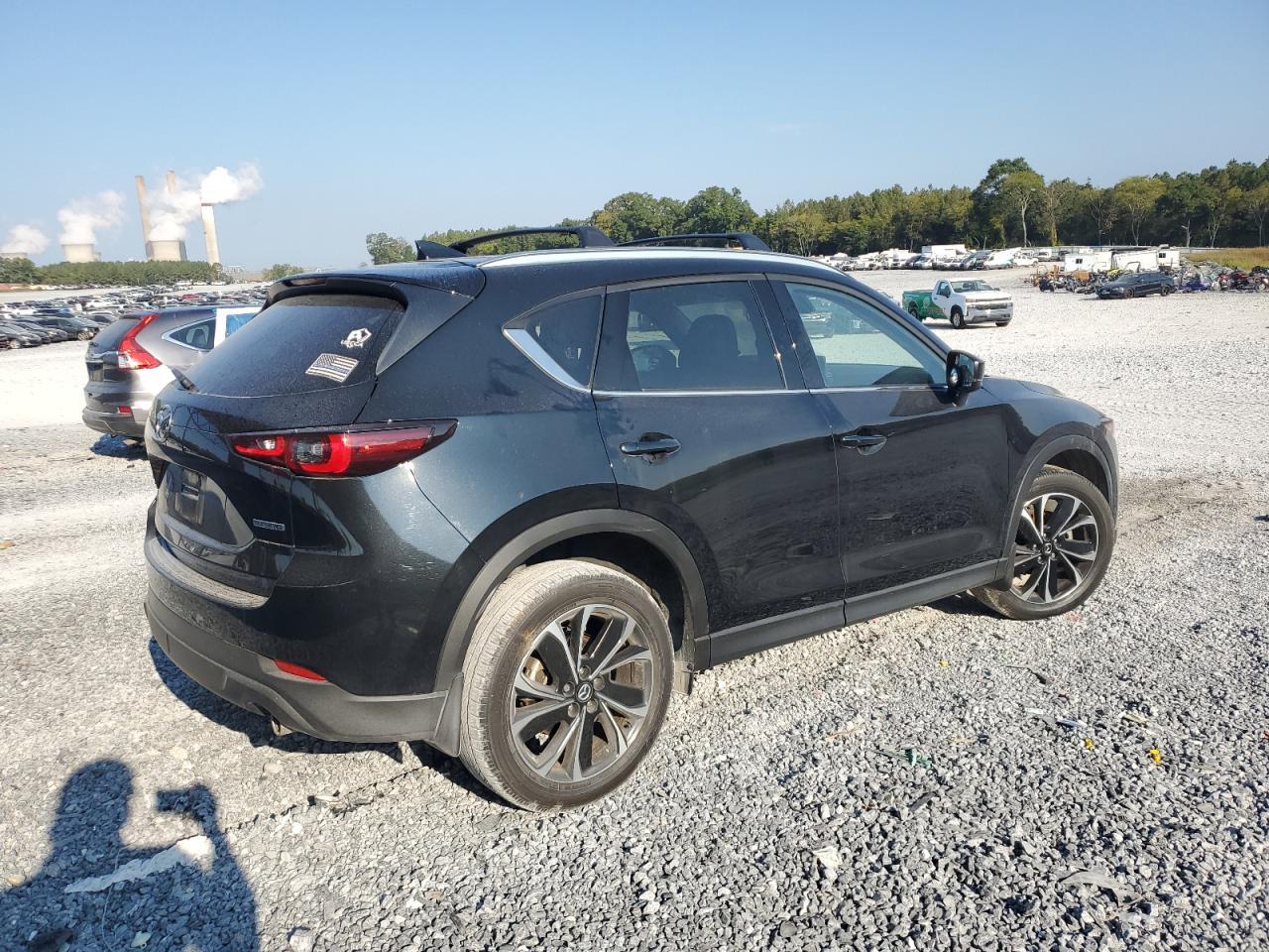 2023 Mazda Cx-5 Premium - Image 3