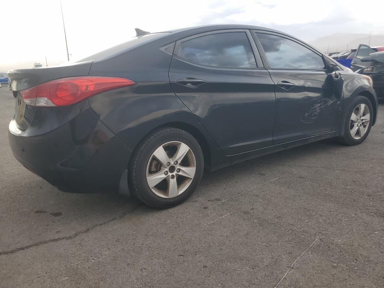 2012 Hyundai Elantra Gls - Фото 3