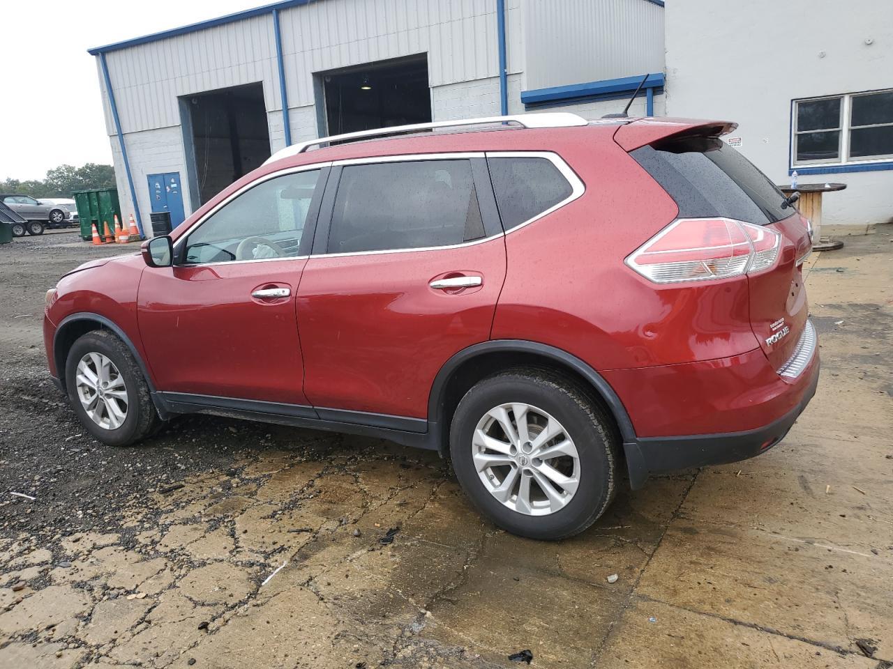 2015 Nissan Rogue S - Фото 2