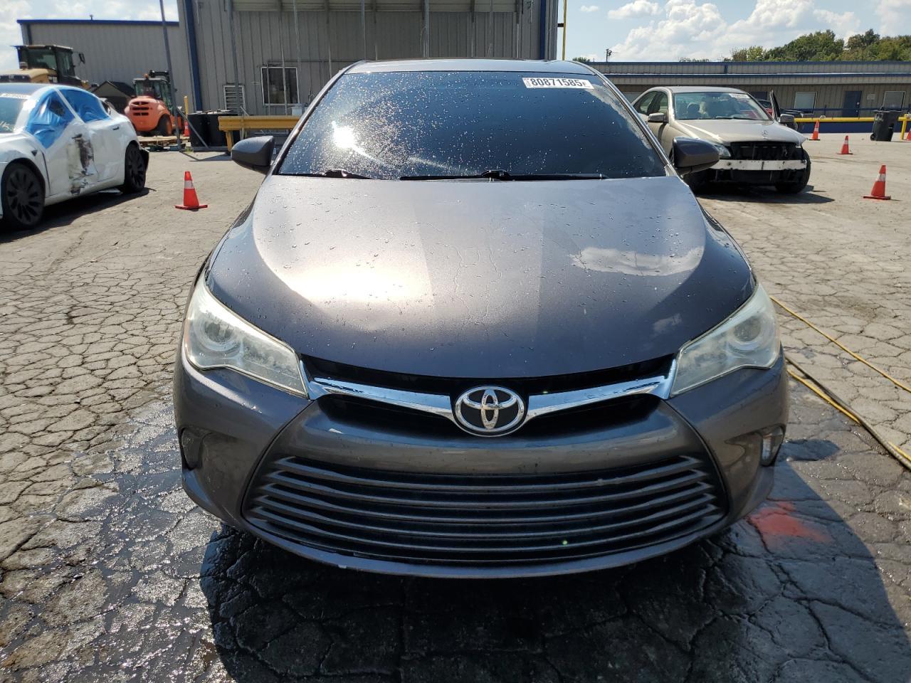 2017 Toyota Camry Le - Фото 5