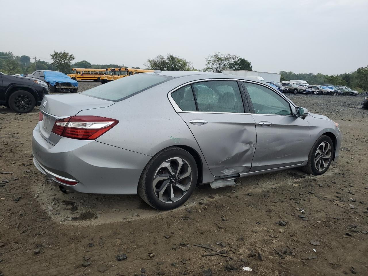 2017 Honda Accord Ex - Фото 3
