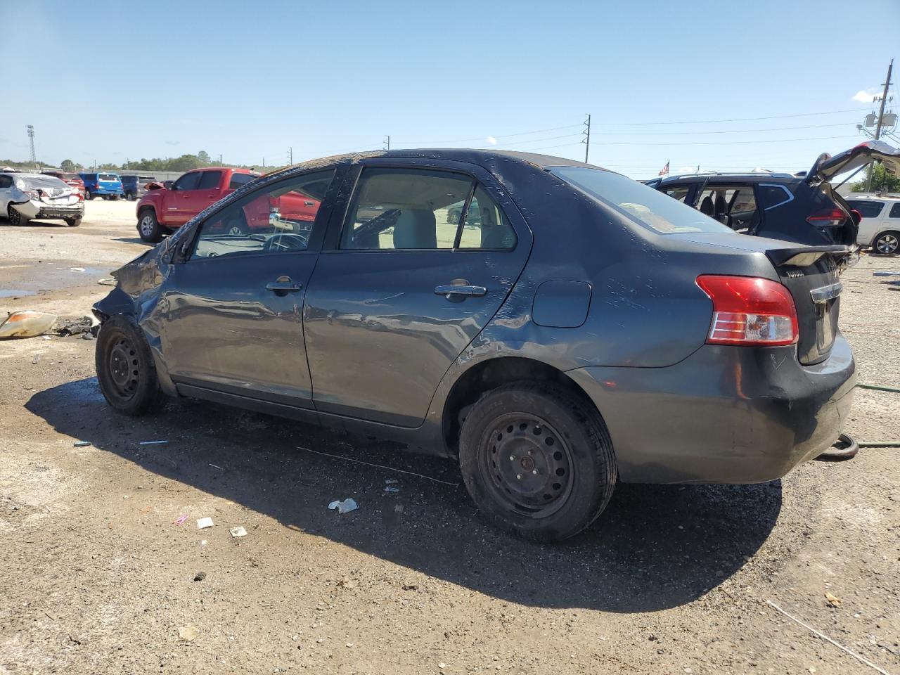 2007 Toyota Yaris - Фото 2