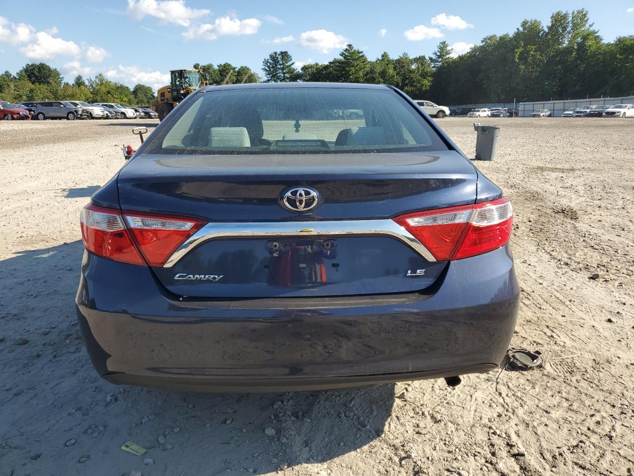 2017 Toyota Camry Le - Image 6