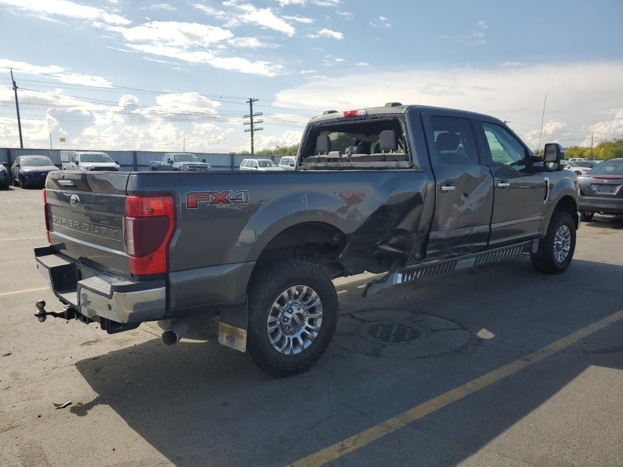 2020 Ford F350 Super Duty - Фото 3
