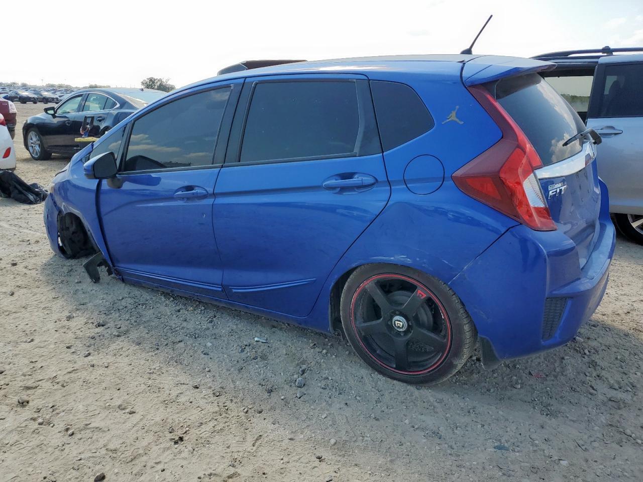 2016 Honda Fit Ex - Image 2