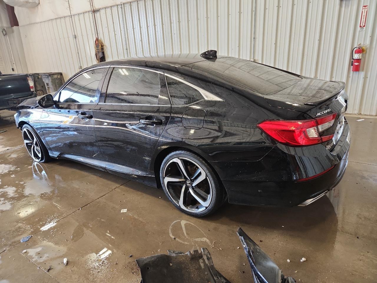 2019 Honda Accord Sport - Фото 2