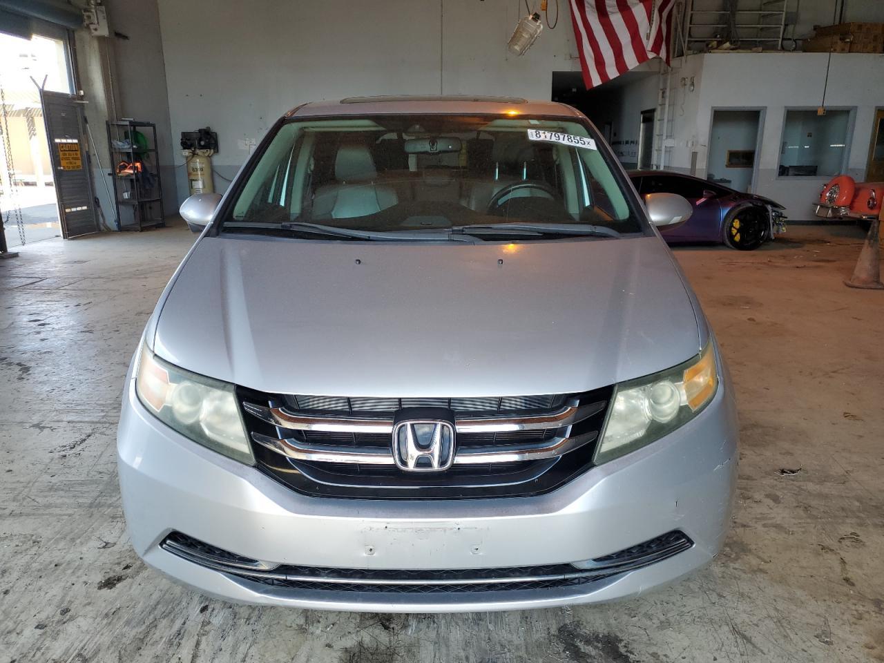2014 Honda Odyssey Exl - Image 5