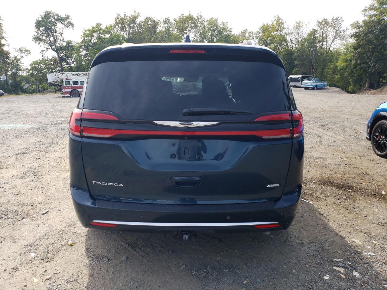 2022 Chrysler Pacifica P - Фото 6