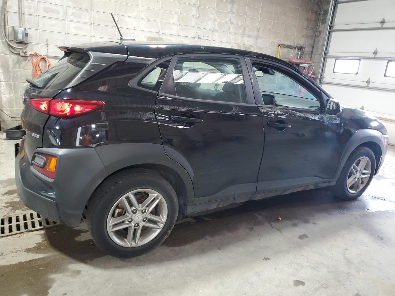 2021 Hyundai Kona Se - Image 3