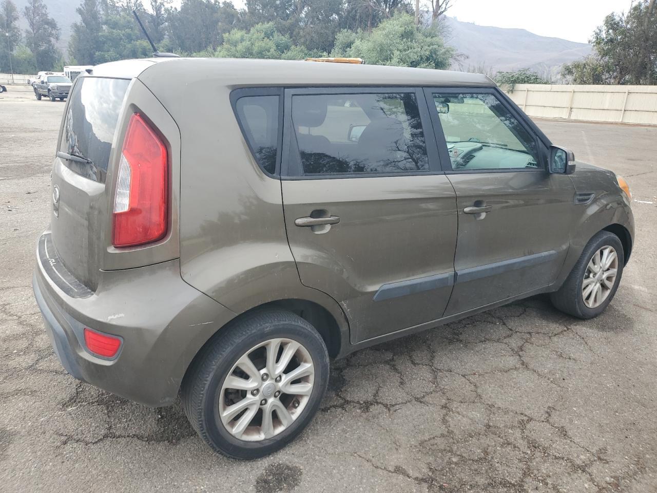 2012 Kia Soul + - Image 3