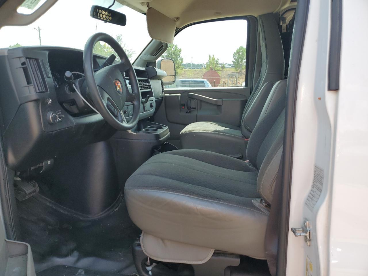 2019 Chevrolet Express G2500 - Фото 7