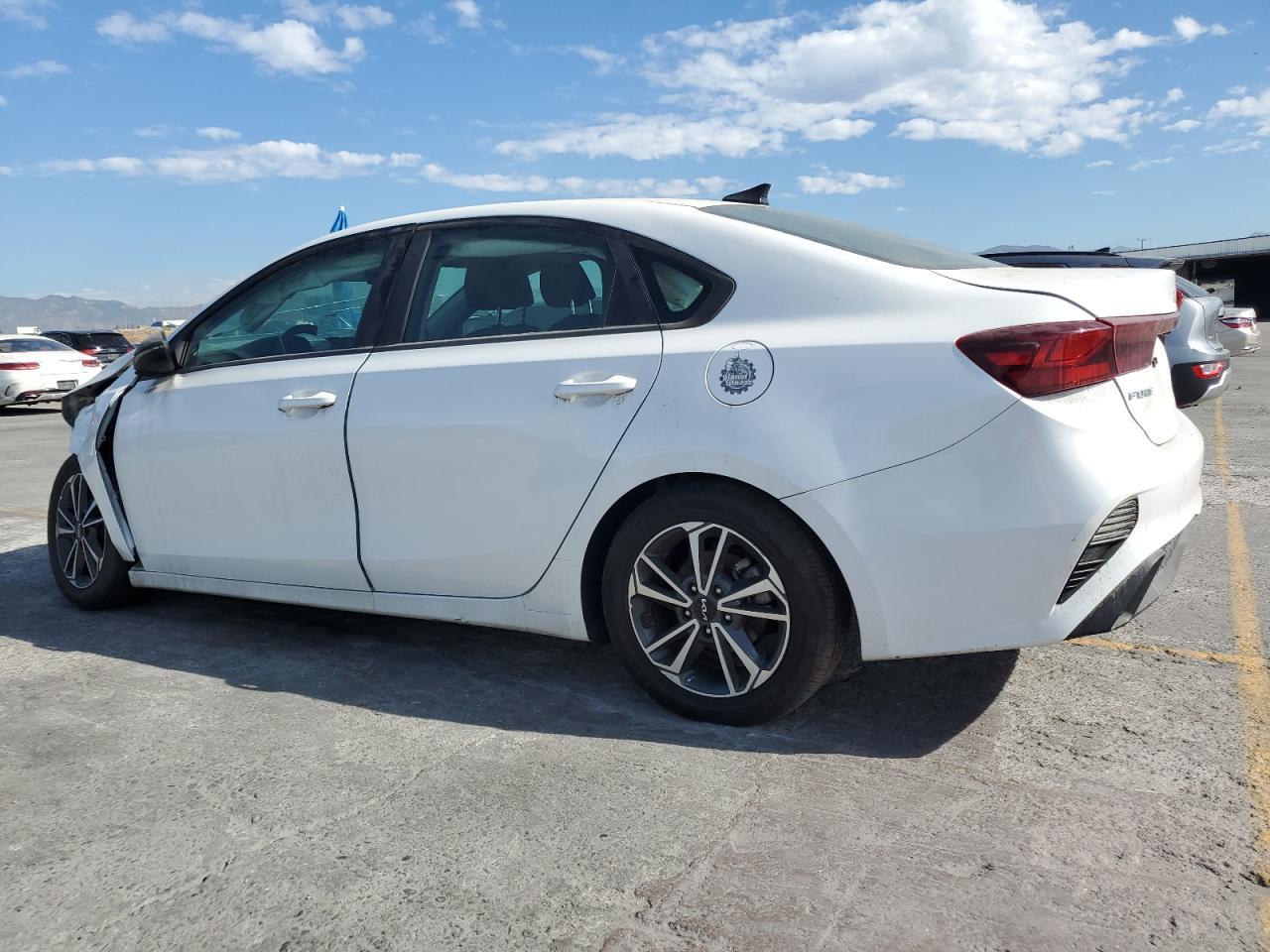 2023 Kia Forte Lx - Фото 2