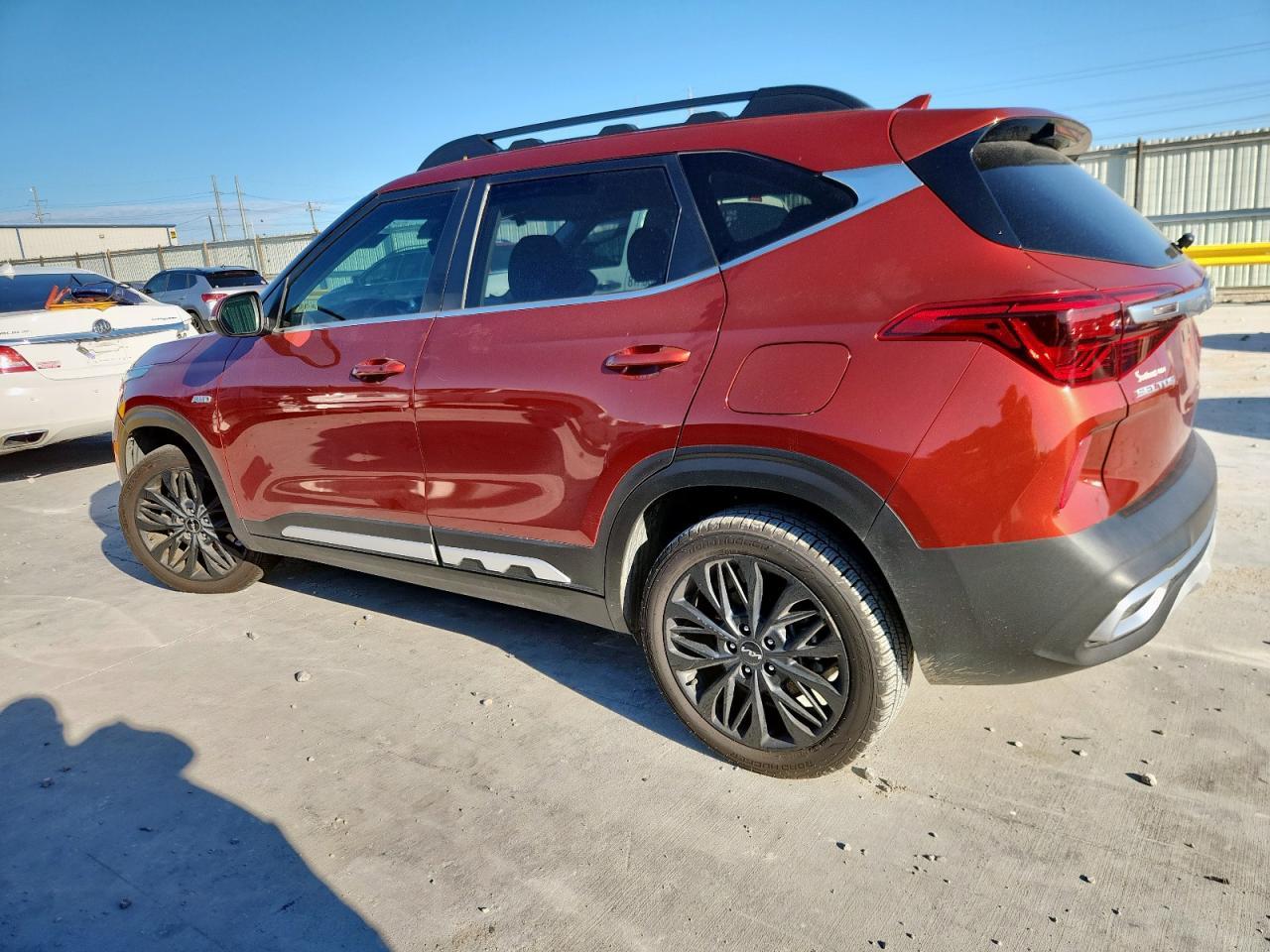 2022 Kia Seltos Nightfall - Фото 2