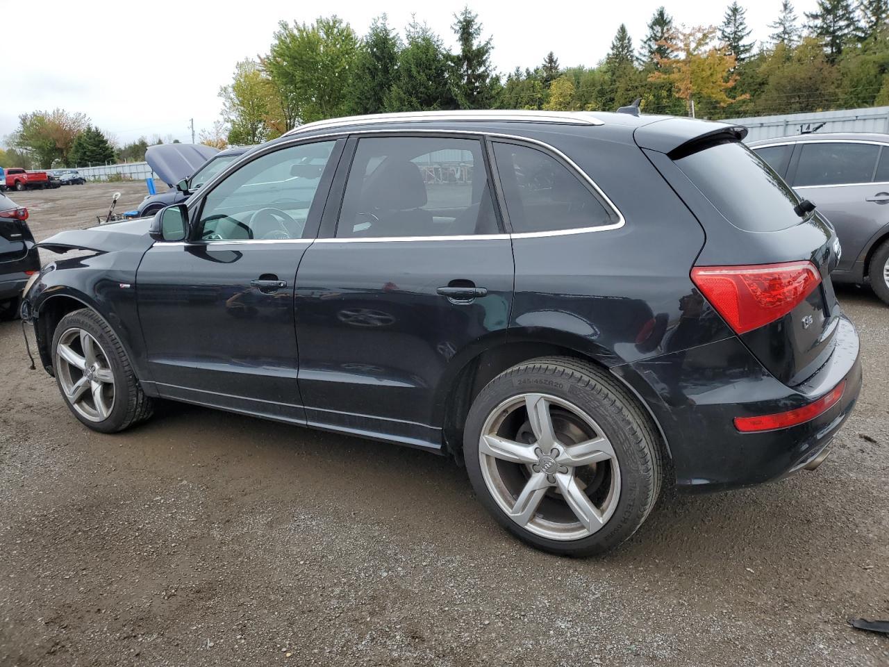 2012 Audi Q5 Premium Plus - Image 2