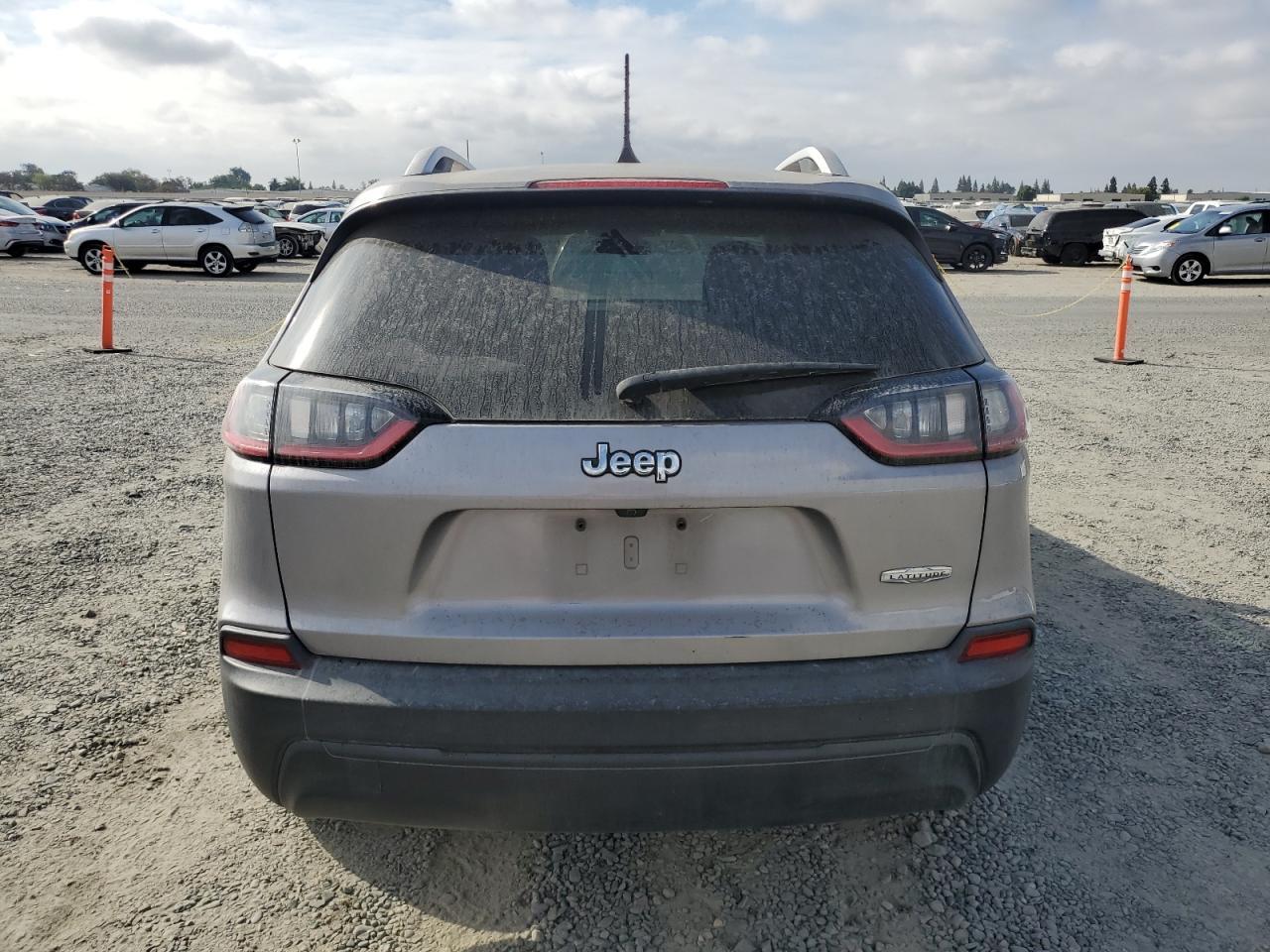 2020 Jeep Cherokee Latitude - Фото 6