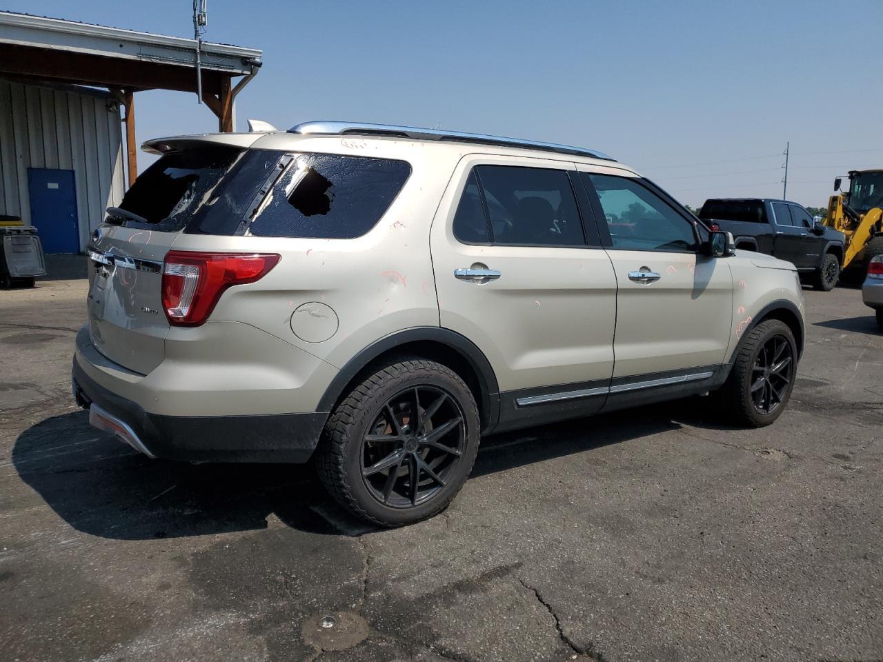 2017 Ford Explorer Limited - Image 3