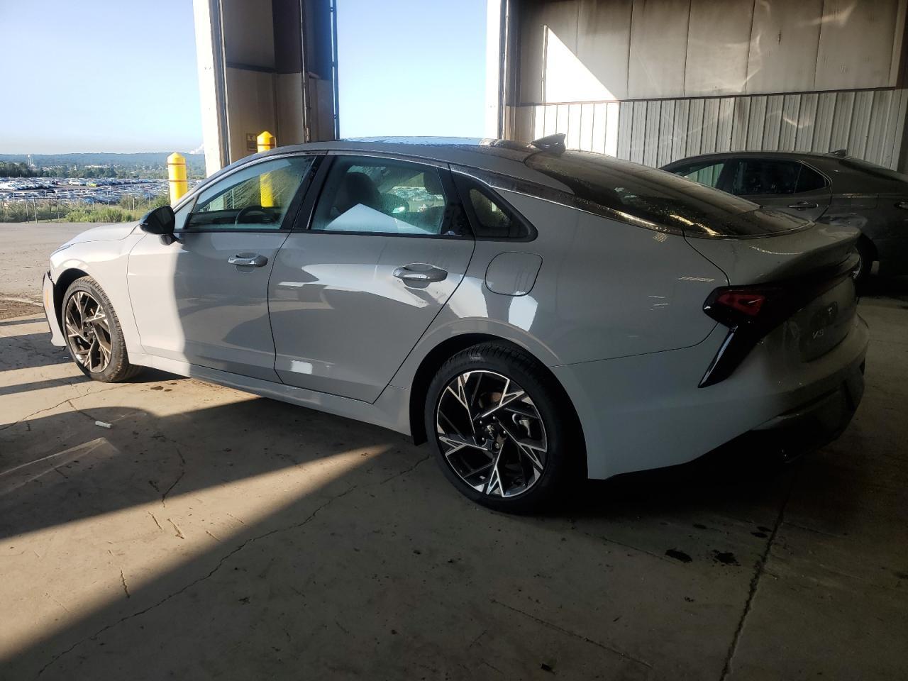 2025 Kia K5 Gt Line - Фото 2
