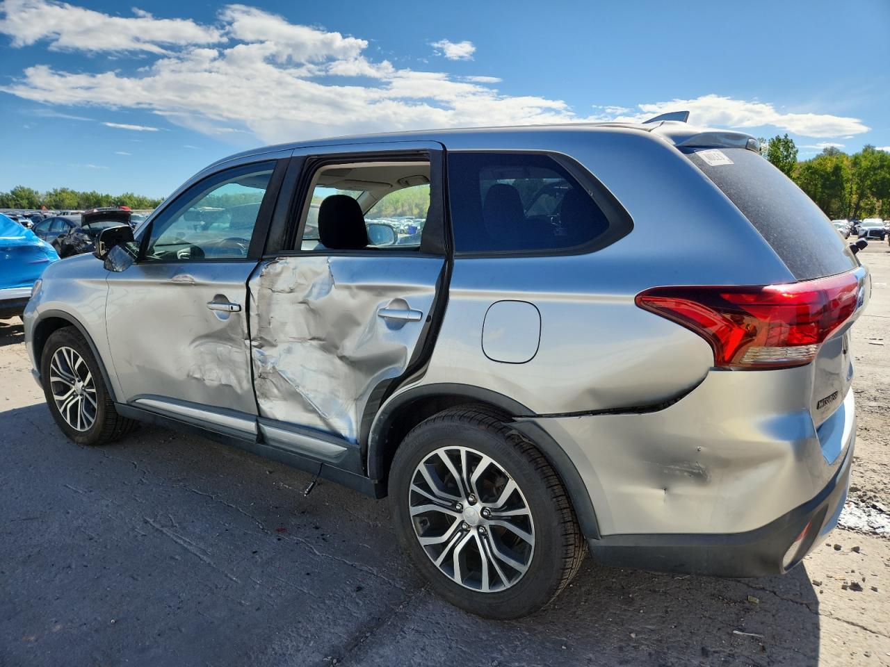 2018 Mitsubishi Outlander Se - Фото 2