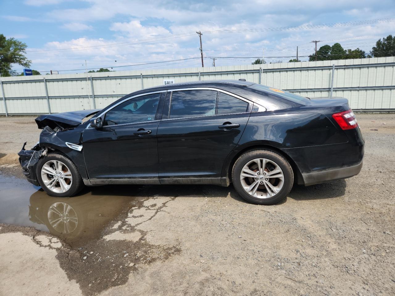 2014 Ford Taurus Sel - Image 2