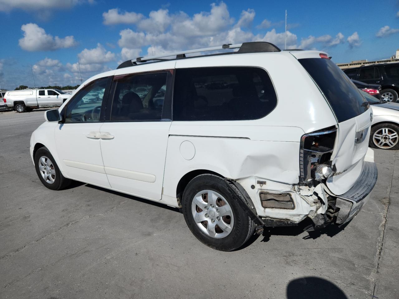 2007 Kia Sedona Ex - Фото 2