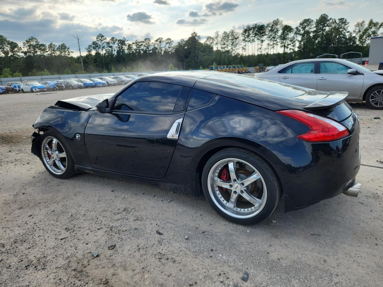2014 Nissan 370Z Base - Фото 2