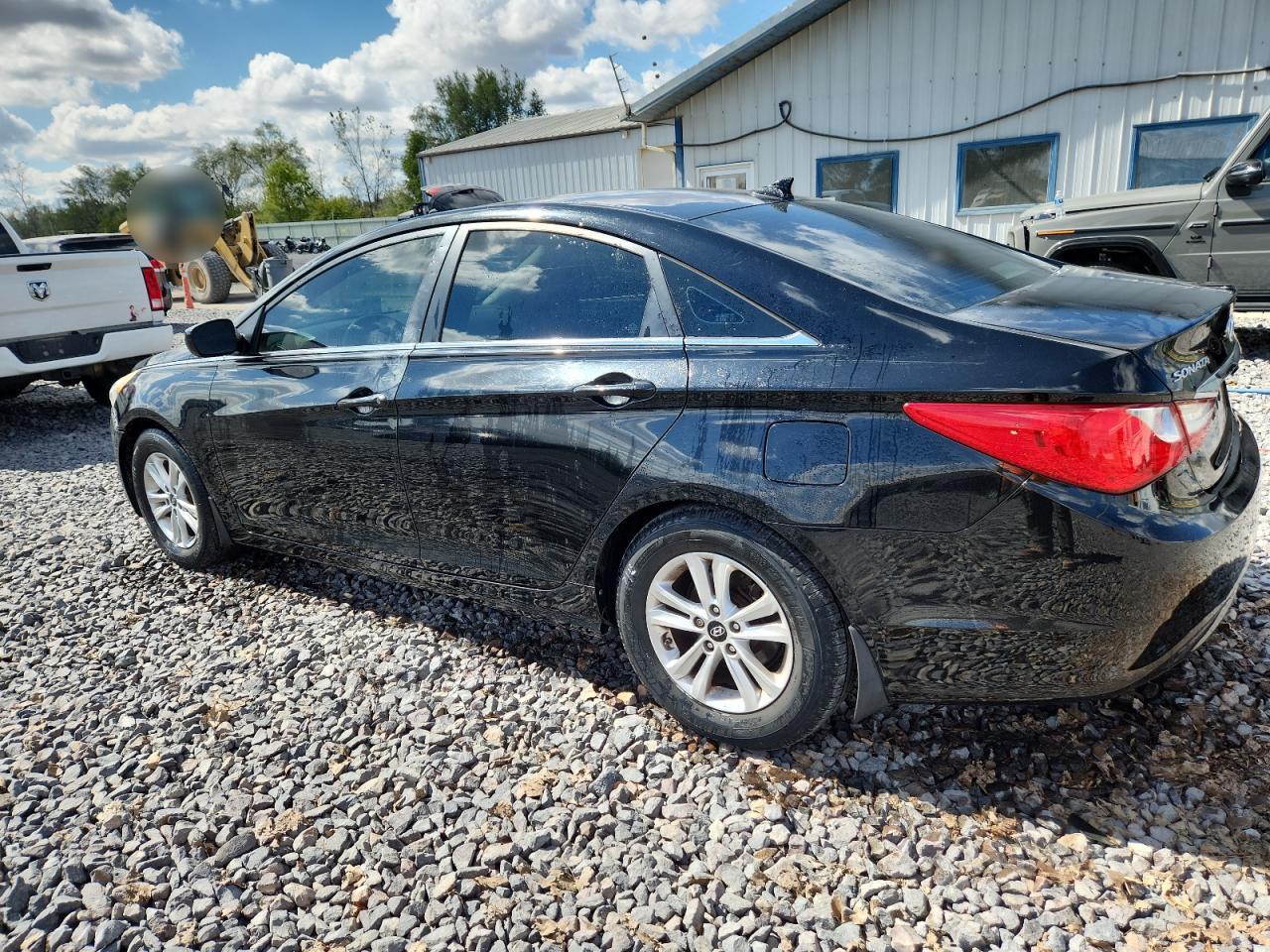 2013 Hyundai Sonata Gls - Image 2