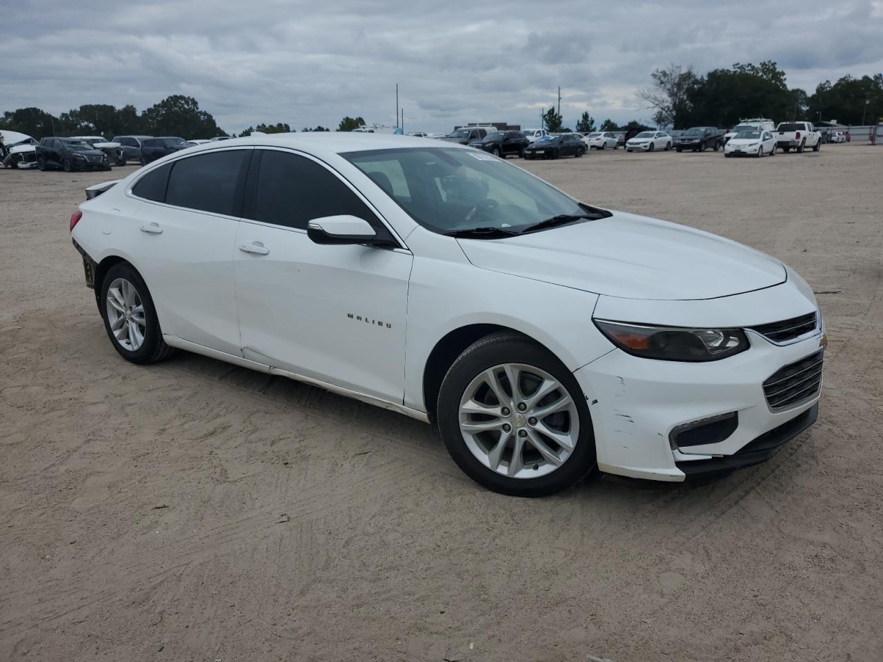 2017 Chevrolet Malibu Lt - Фото 4
