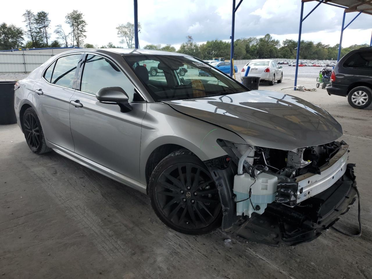 2023 Toyota Camry Xse - Image 4