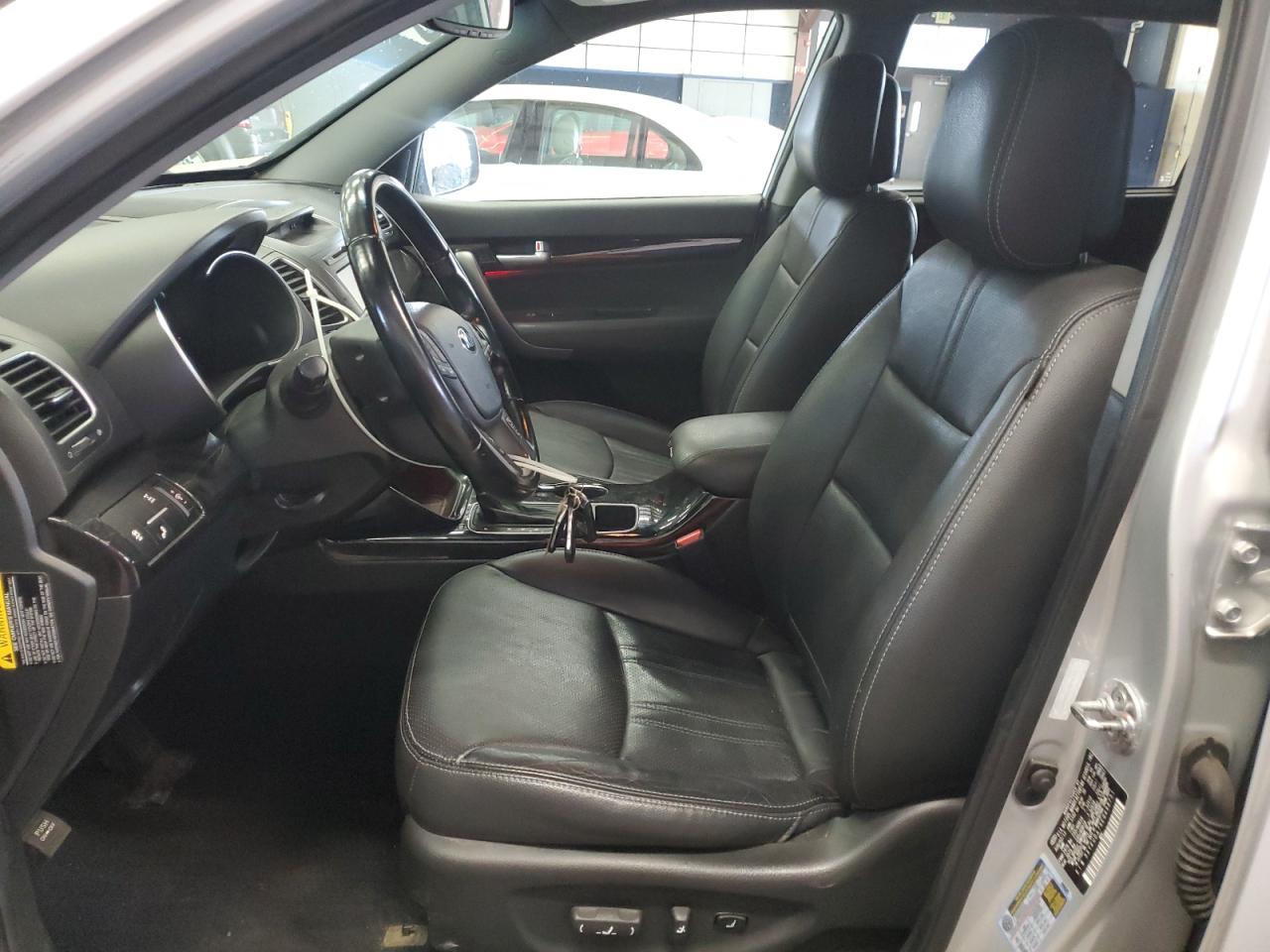 2014 Kia Sorento Ex - Image 7