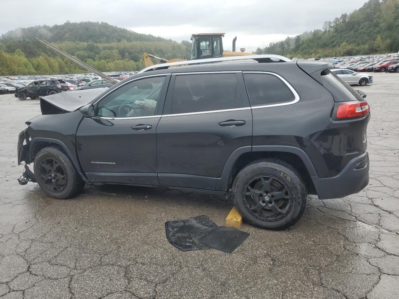 2016 Jeep Cherokee Latitude - Фото 2