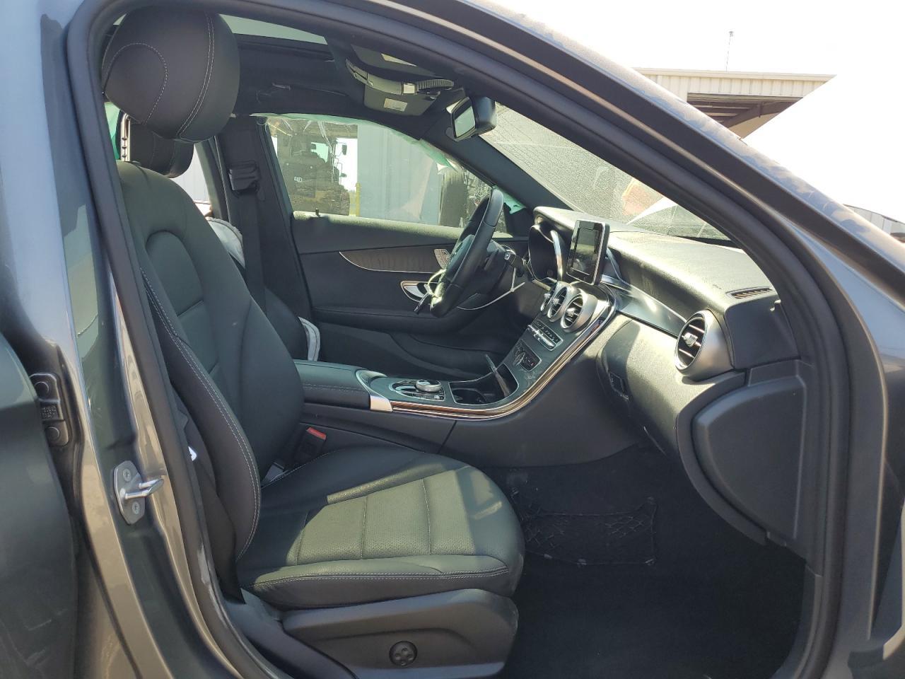 2018 Mercedes-Benz C 300 - Image 7