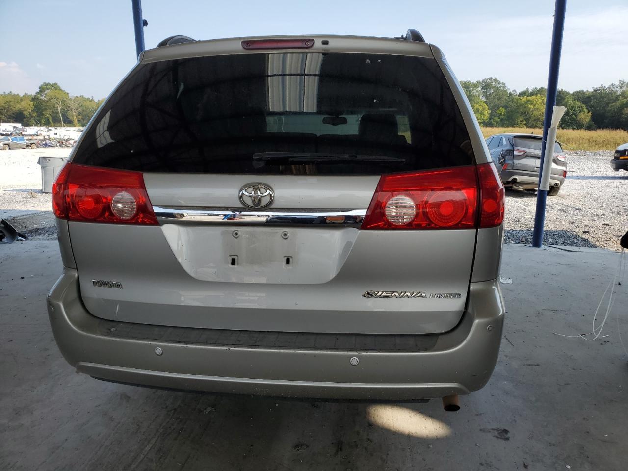 2006 Toyota Sienna Xle - Image 6