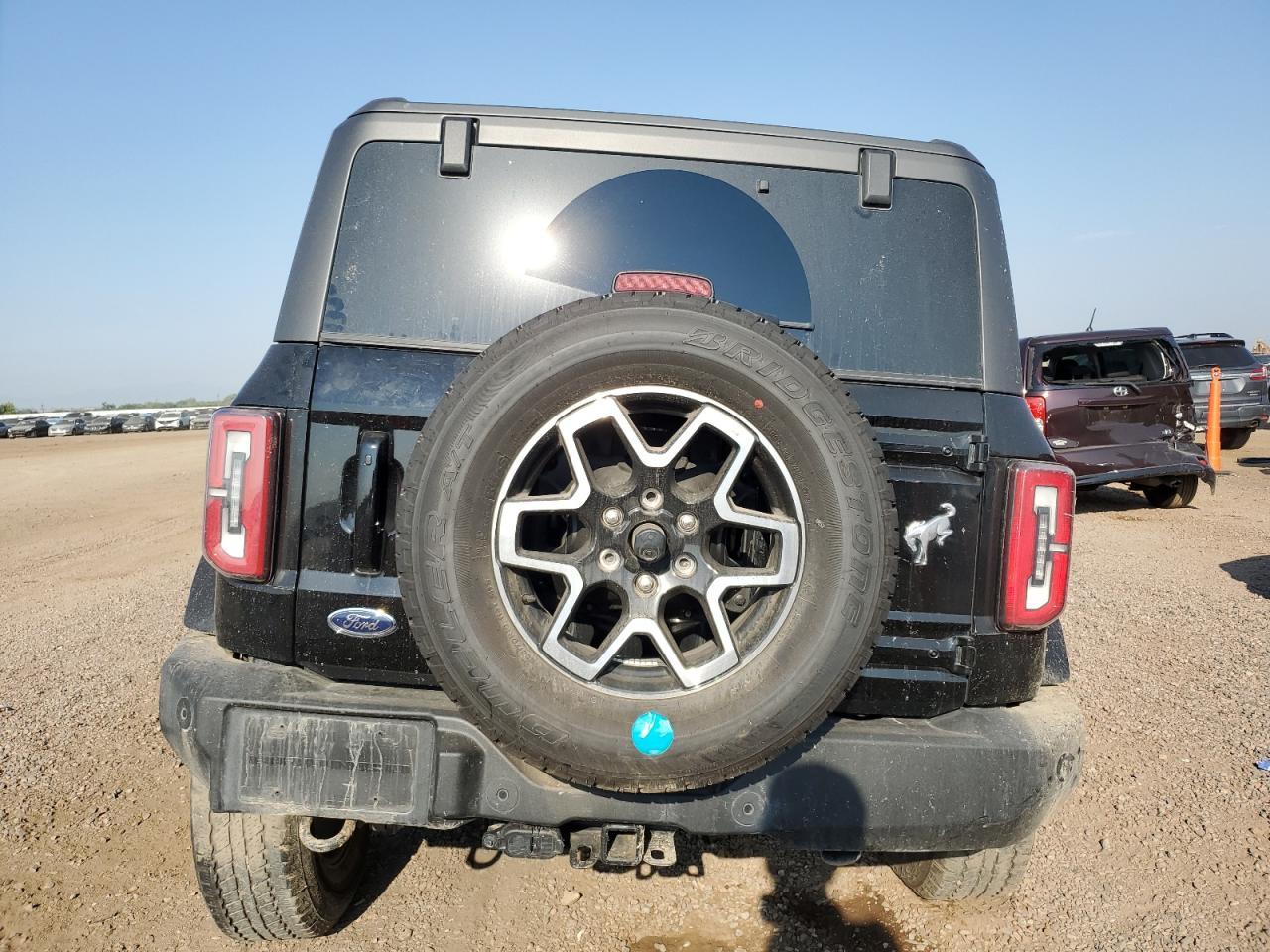 2024 Ford Bronco Outer Banks - Image 6