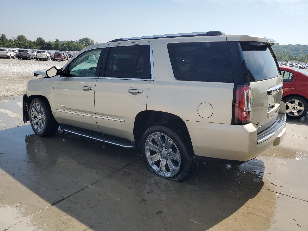 2016 GMC Yukon Denali - Фото 2