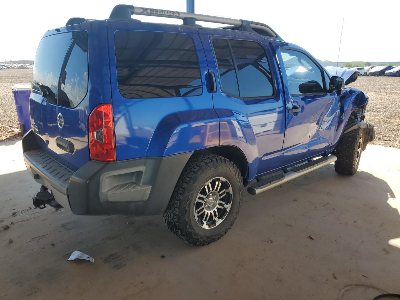 2012 Nissan Xterra Off Road - Фото 3