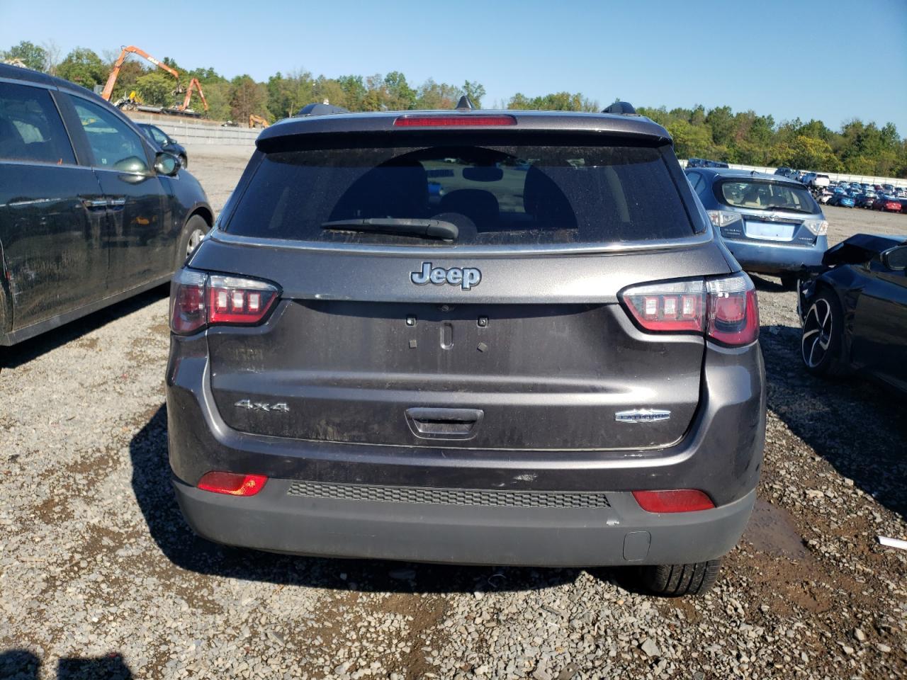 2021 Jeep Compass Latitude - Image 6