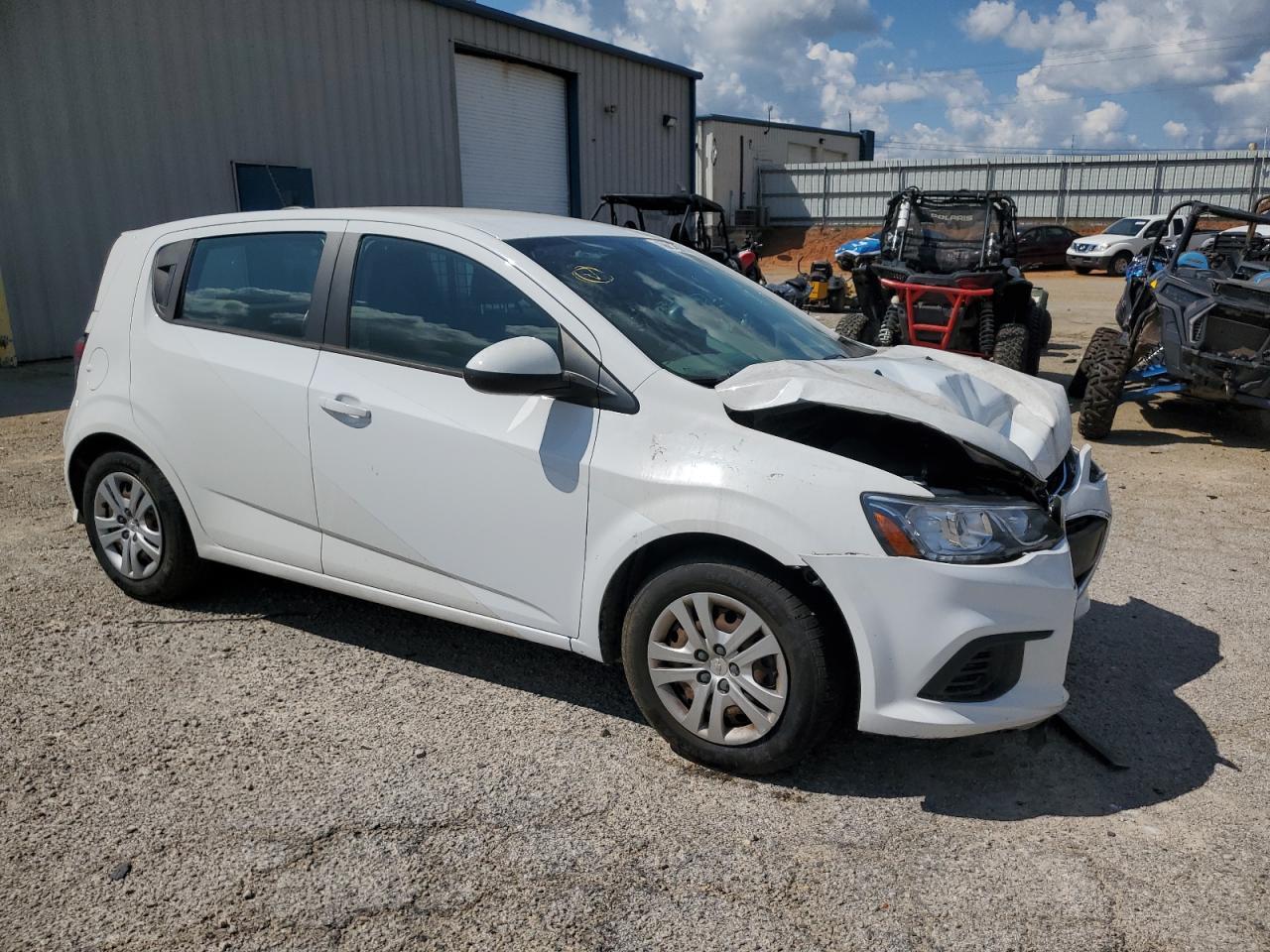 2019 Chevrolet Sonic - Фото 4