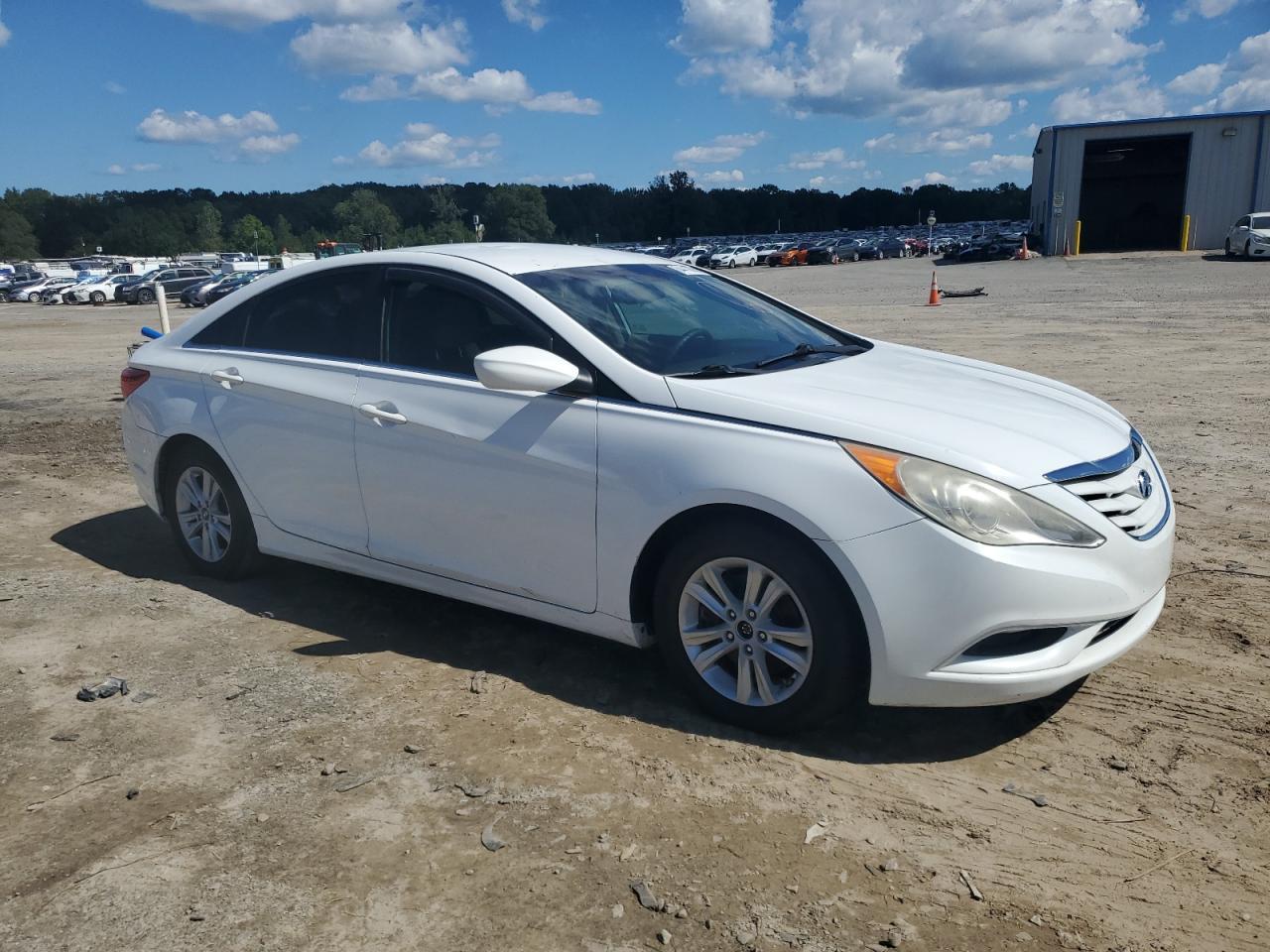 2013 Hyundai Sonata Gls - Image 4
