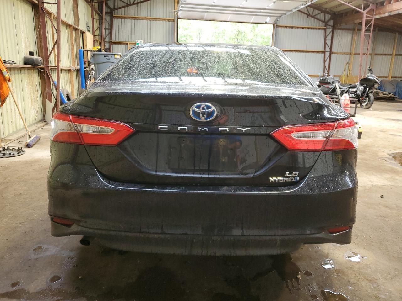 2018 Toyota Camry Le - Фото 6