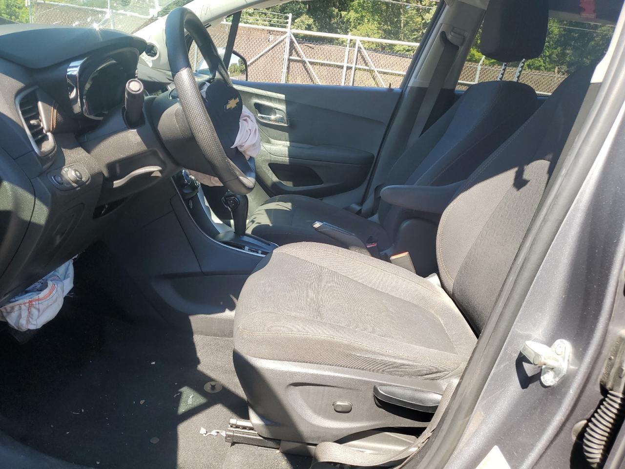 2020 Chevrolet Trax Ls - Image 7