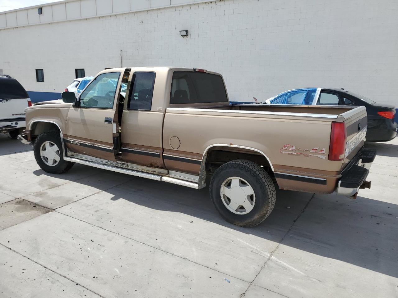 1994 Chevrolet Gmt-400 K2500 - Фото 2