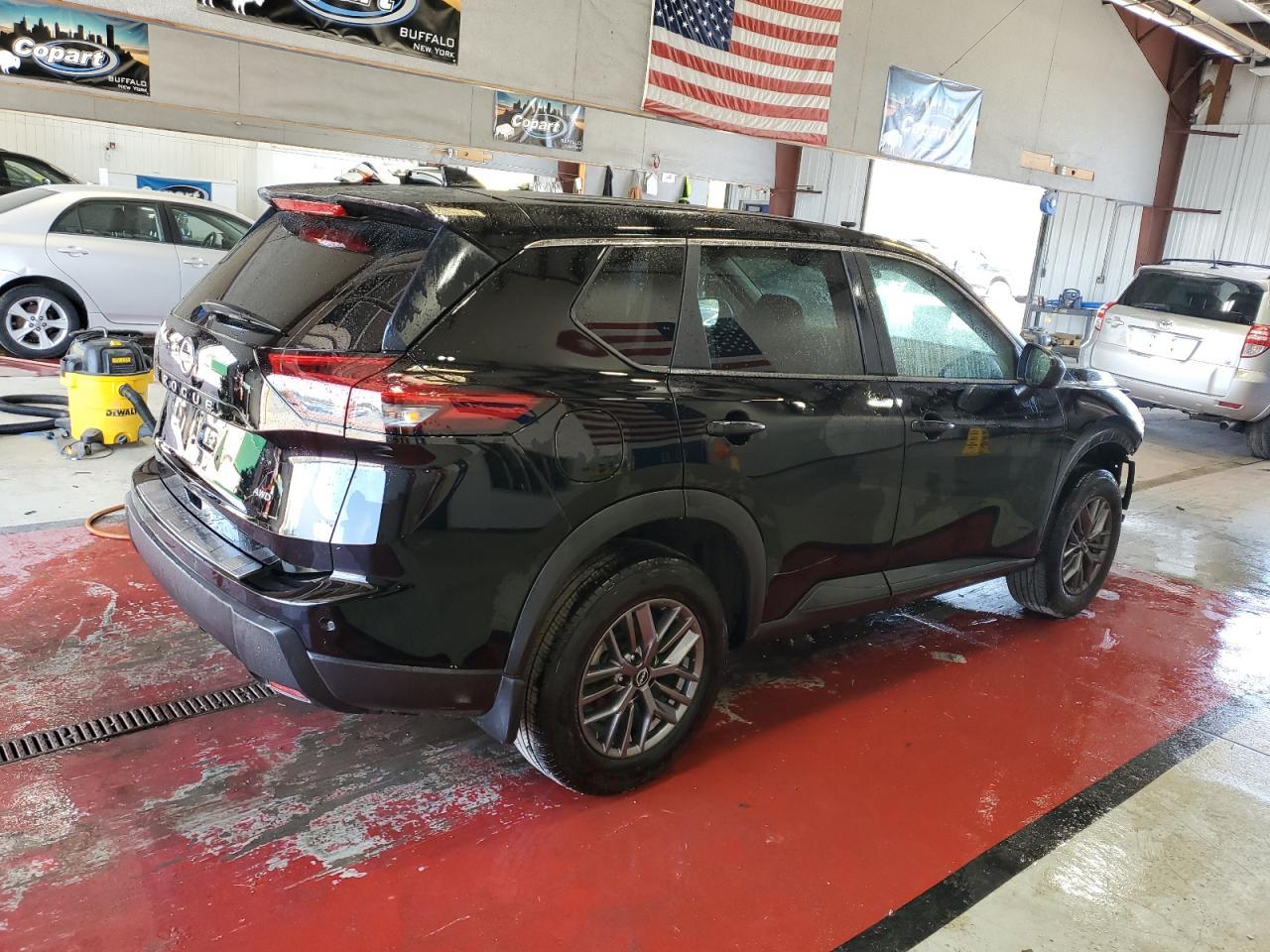 2024 Nissan Rogue S - Фото 3