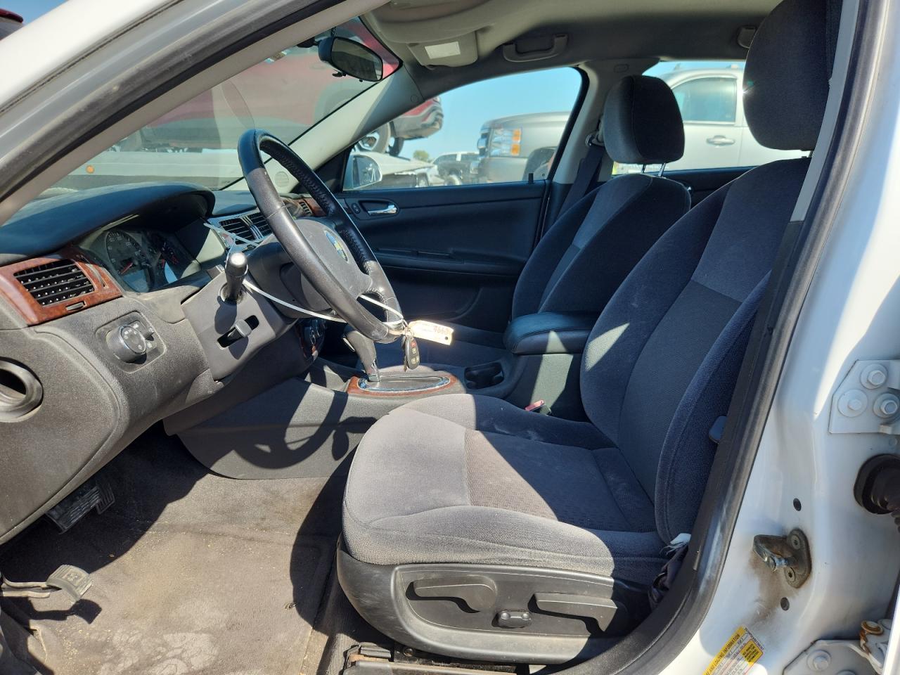 2011 Chevrolet Impala Ls - Image 7